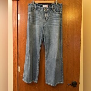 CAbi Ashbury Women's Flare Wide Leg Blue Jeans